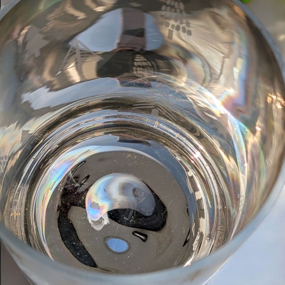 Yankee Candle Winter Gold Flickering Glass Holder (EUC) - Picture 6 of 6